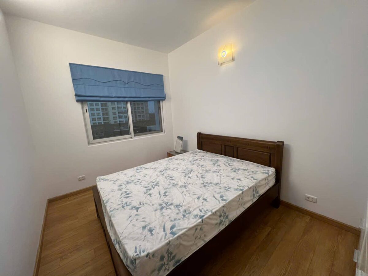 Gorgeous 4-bedroom apartment at E1 Ciputra for rent (14)
