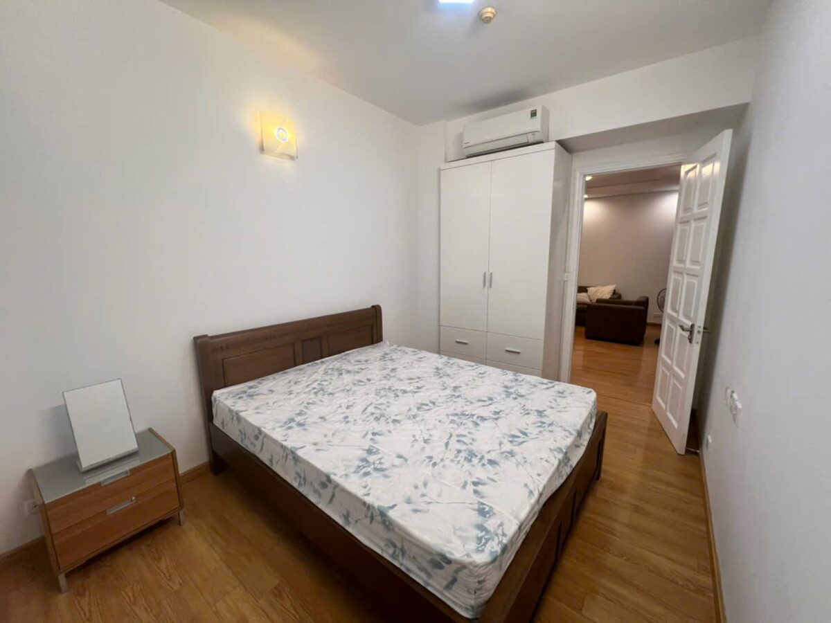 Gorgeous 4-bedroom apartment at E1 Ciputra for rent (15)