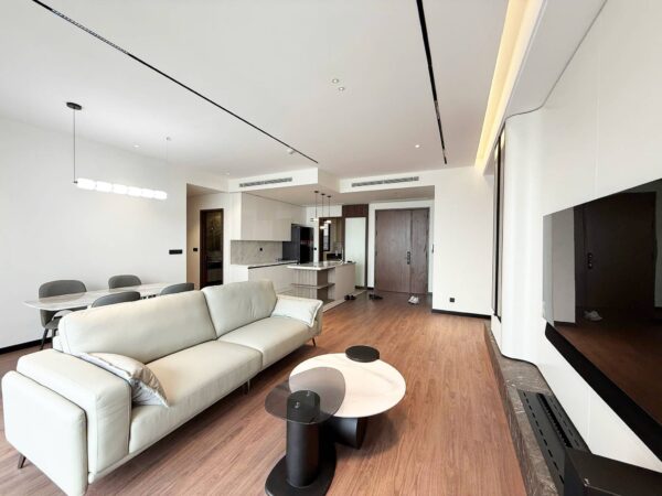 STUNNING 3-bedroom apartment at Heritage Westlake for rent (1)