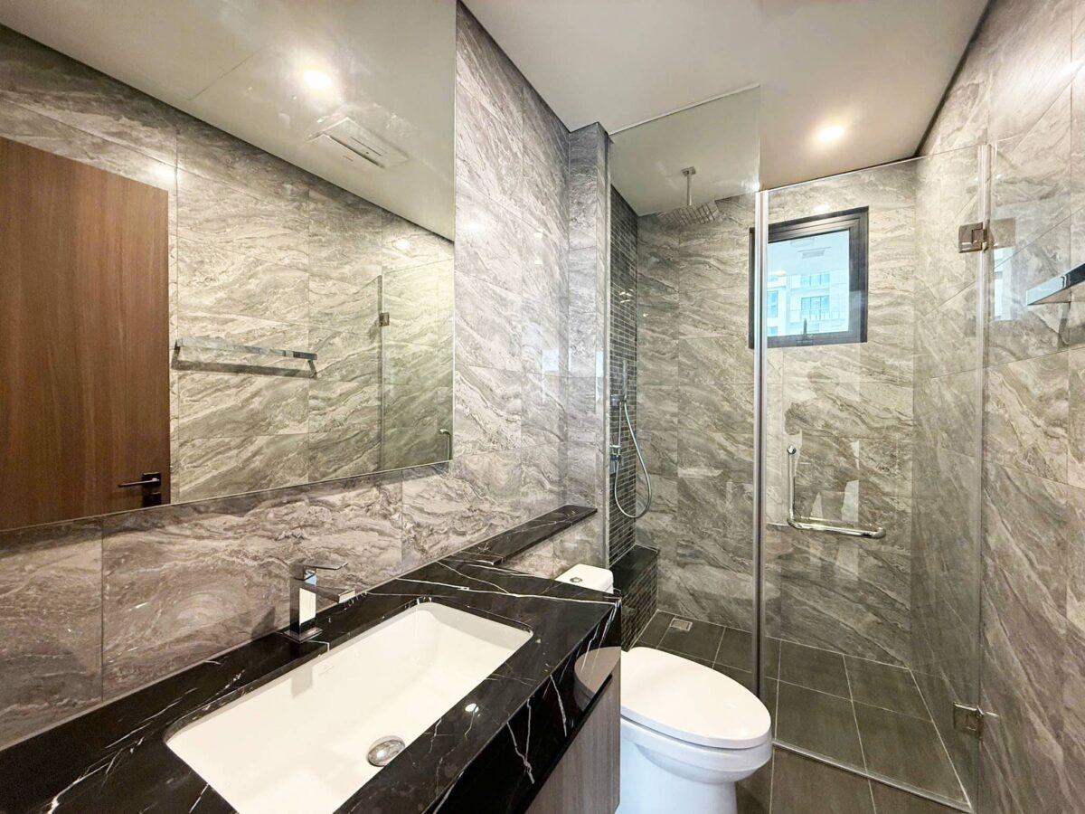 STUNNING 3-bedroom apartment at Heritage Westlake for rent (17)