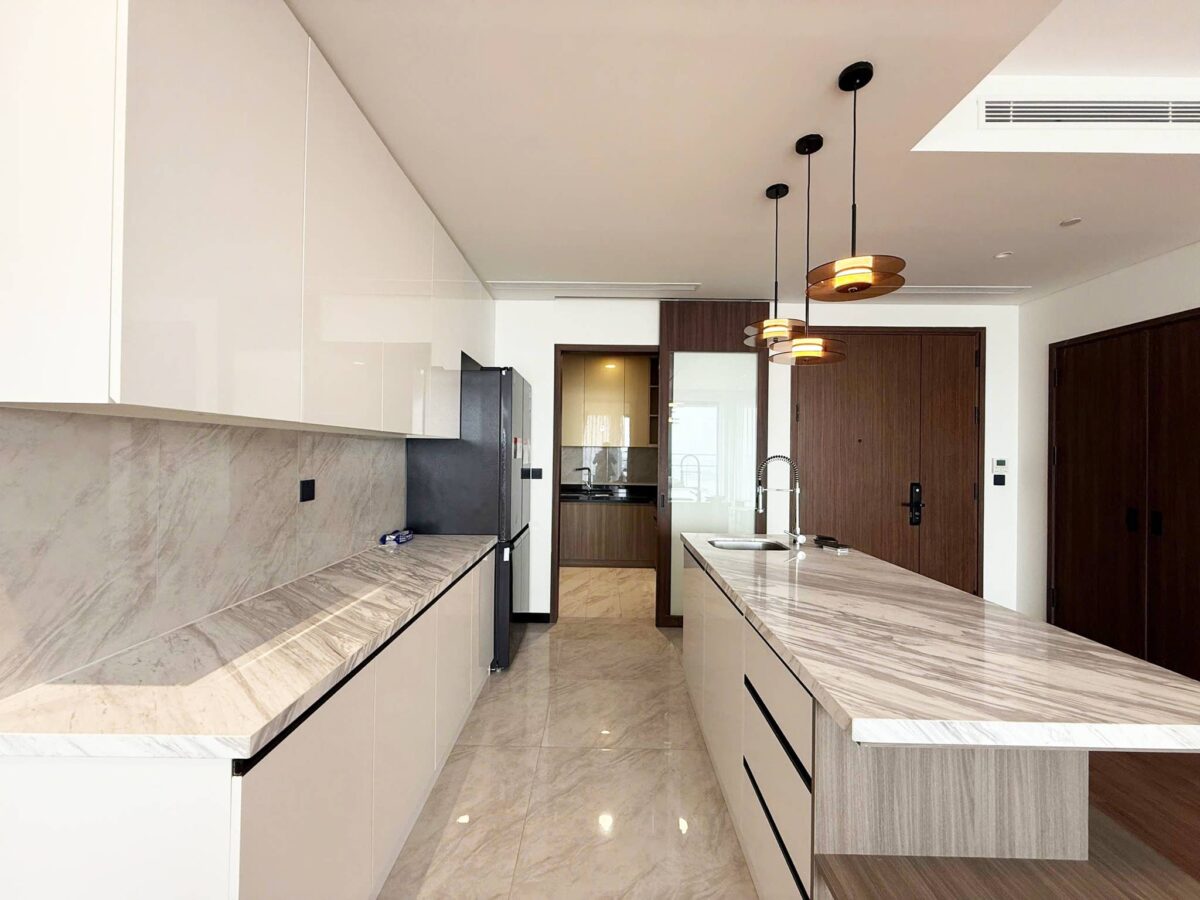 STUNNING 3-bedroom apartment at Heritage Westlake for rent (5)