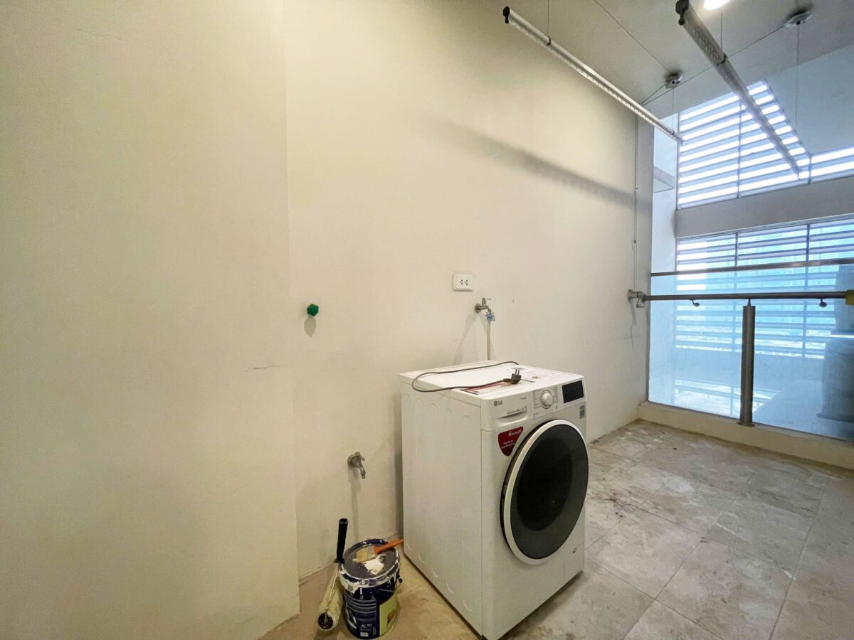 Very cheap 3-bedroom apartment at The Link Ciputra for rent (14)