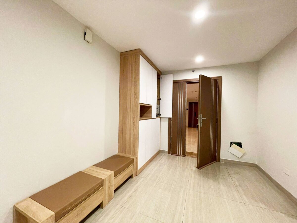 Very cheap 3-bedroom apartment at The Link Ciputra for rent (15)