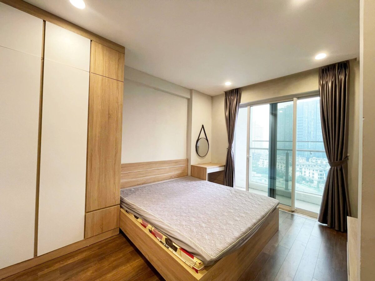Very cheap 3-bedroom apartment at The Link Ciputra for rent (5)