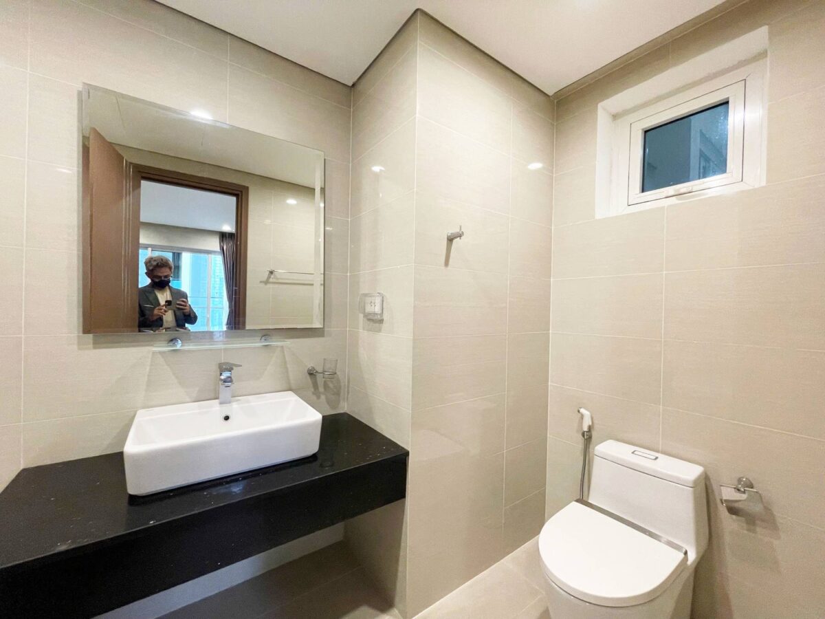 Very cheap 3-bedroom apartment at The Link Ciputra for rent (7)