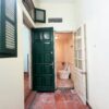 Cheap 3-bedroom house on Nghi Tam Street, Tay Ho area for rent (28)