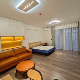 Colorful studio for rent at Heritage Westlake, Tay Ho, Hanoi (1)