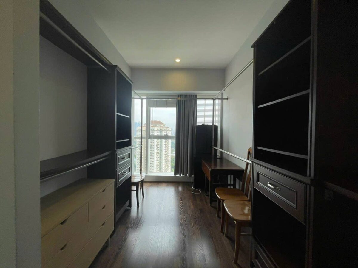 Gorgeous 2-bedroom apartment at L1 Ciputra for rent (11)