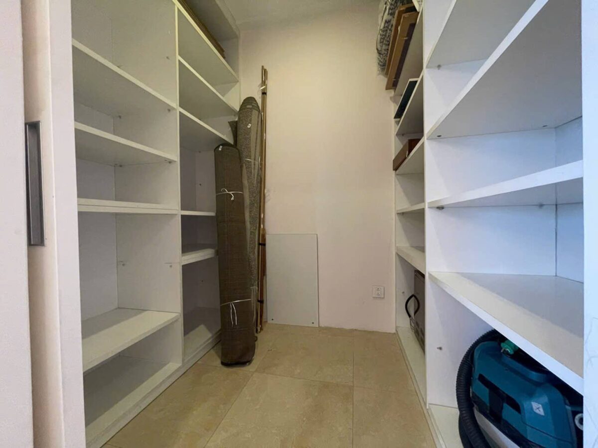 Gorgeous 2-bedroom apartment at L1 Ciputra for rent (16)