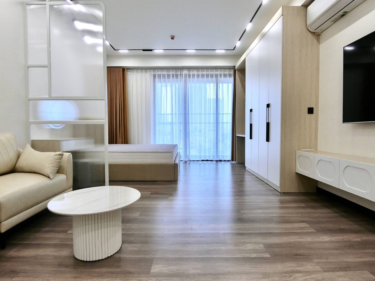 Modern studio apartment for rent at Heritage Westlake (3)