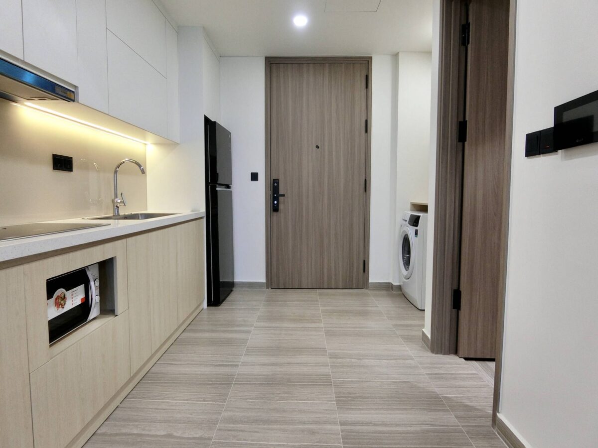 Modern studio apartment for rent at Heritage Westlake (7)