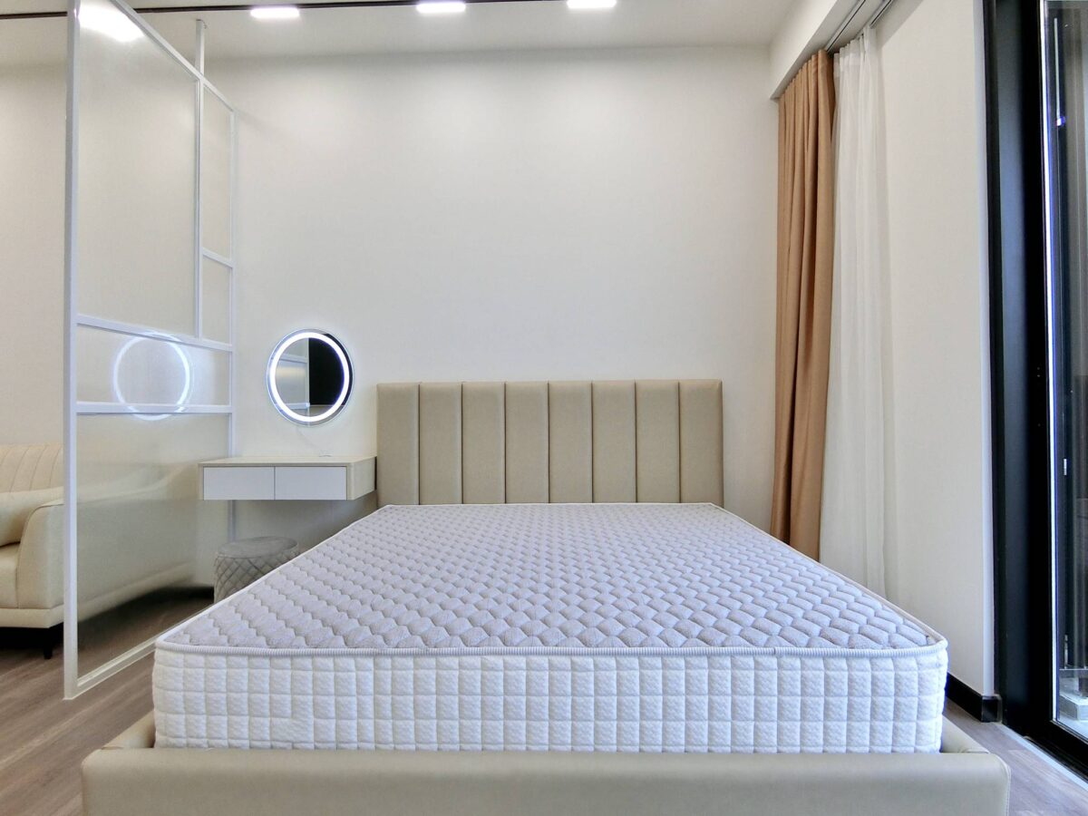 Modern studio apartment for rent at Heritage Westlake (9)