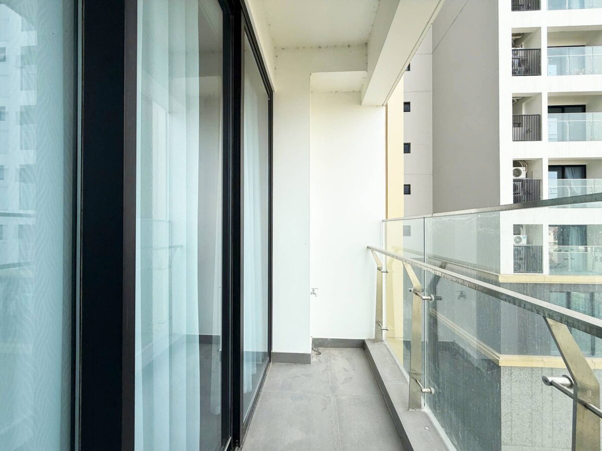 Spacious 2-bedroom apartment at Heritage Westlake for rent (25)