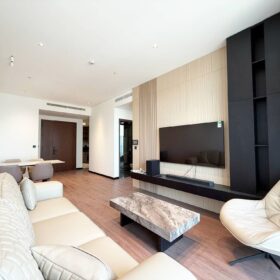 Stunning lake-view 2-bedroom apartment at Heritage Westlake for rent (1)