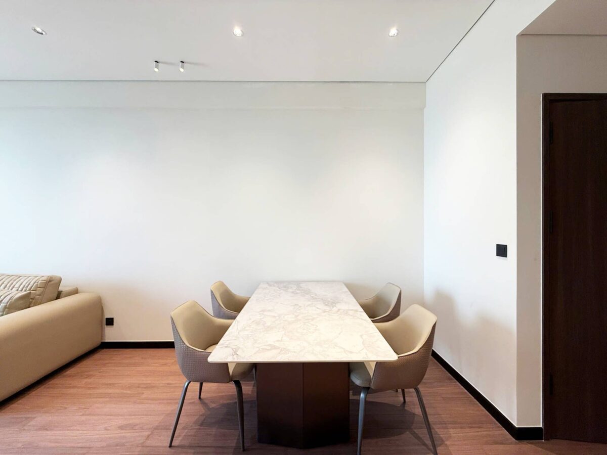 Stunning lake-view 2-bedroom apartment at Heritage Westlake for rent (7)