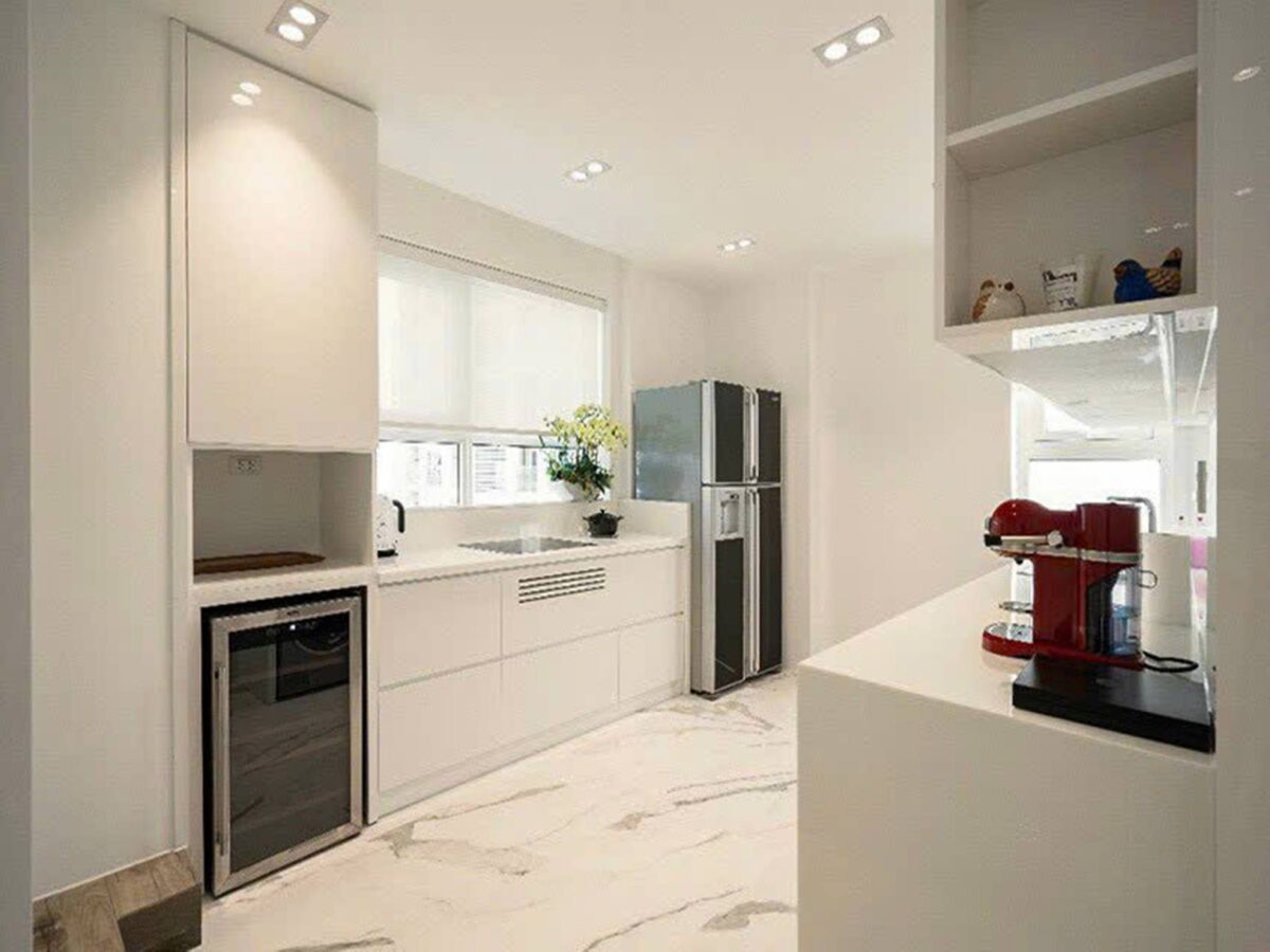 Unbelivably beautiful 1-bedroom apartment in The Link Ciputra for rent (5)