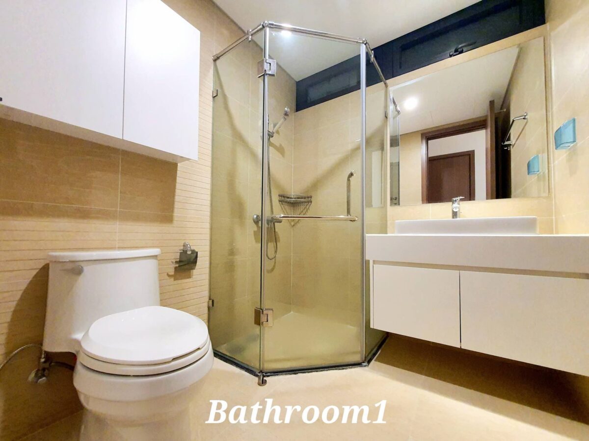 Well-furnished 2-bedroom apartment for rent at Vinhomes Skylake (10)
