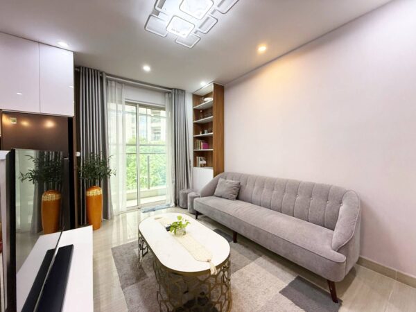 Charming 2-bedroom apartment at L4 Ciputra for rent (1)