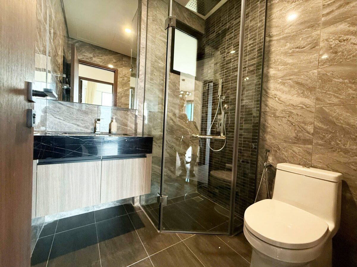Indochine-style 2-bedroom apartment at Heritage Westlake for rent (13)