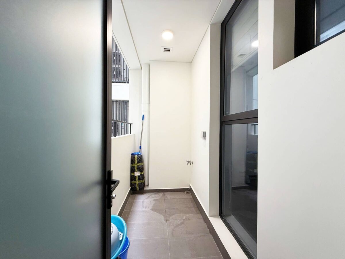 Indochine-style 2-bedroom apartment at Heritage Westlake for rent (19)
