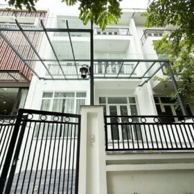 Brand-new basic-furnishing villa at K Ciputra for rent (1)