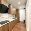 Contemporary 3-bedroom apartment for rent at E4 Ciputra (11)