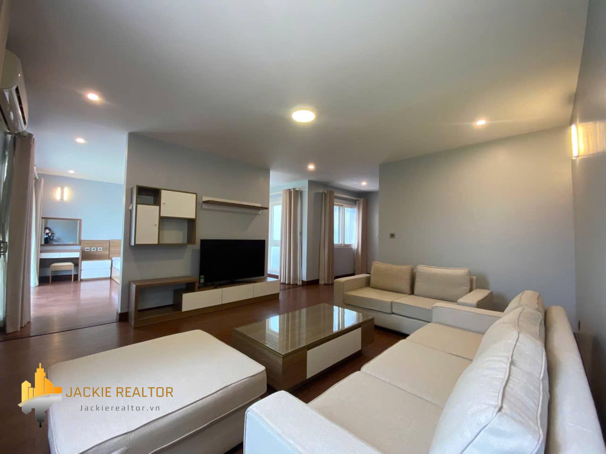 Awesome 6-bedroom villa at Q Ciputra for rent (17) Awesome 6-bedroom villa at Q Ciputra for rent (17)