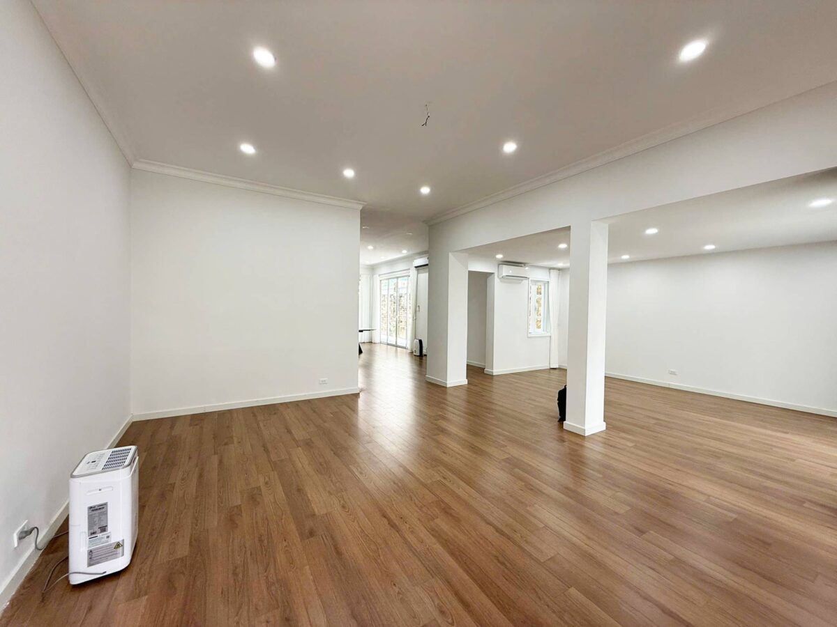 Brand-new modern 5-bedroom villa at Ciputra for rent (3)