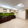 Capacious 3-bedroom / 182-SQM apartment at P1 Ciputra for rent 14 Capacious 3-bedroom 182-SQM apartment at P1 Ciputra for rent (15)