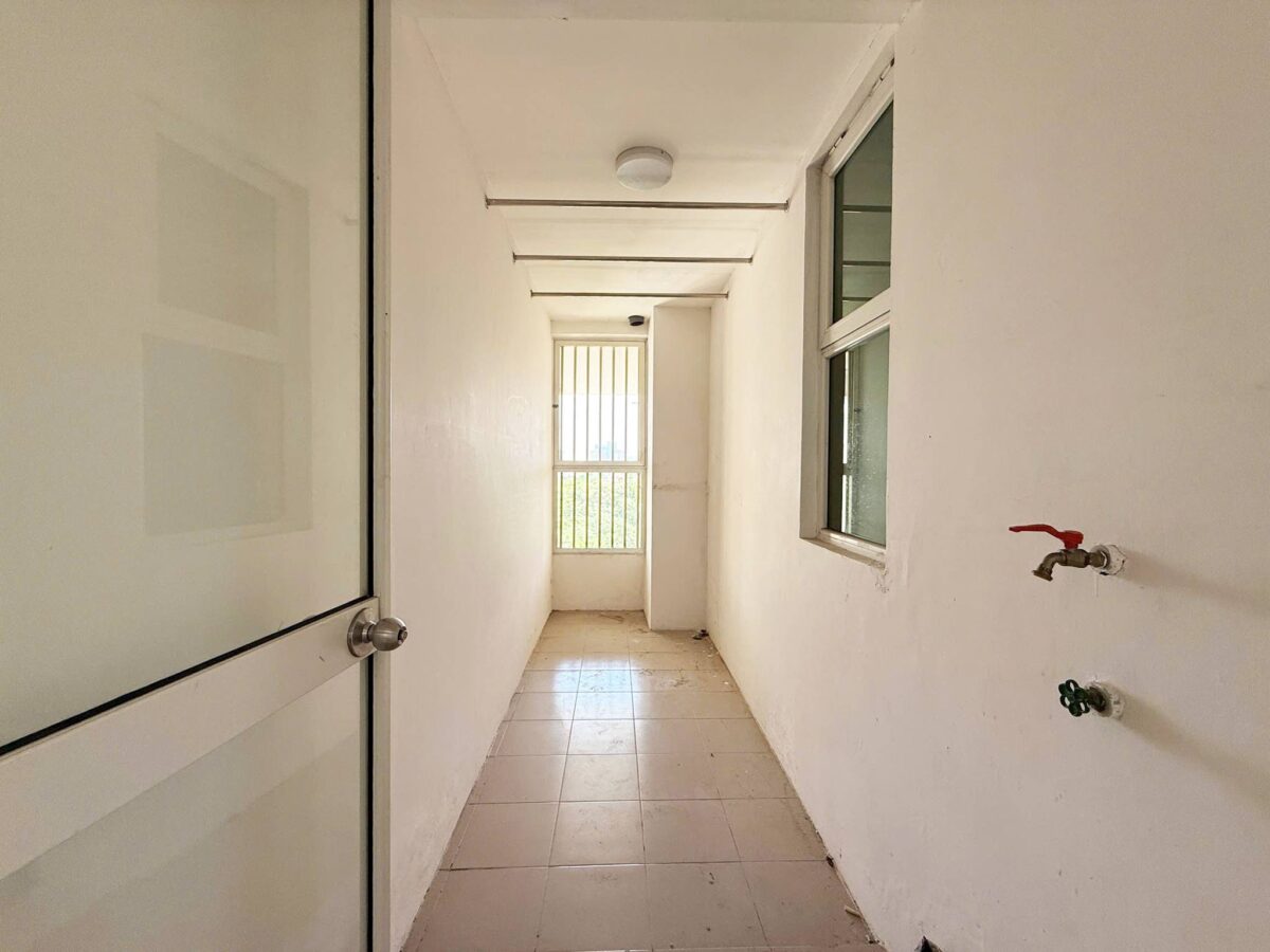 Capacious 3-bedroom 182-SQM apartment at P1 Ciputra for rent (17)