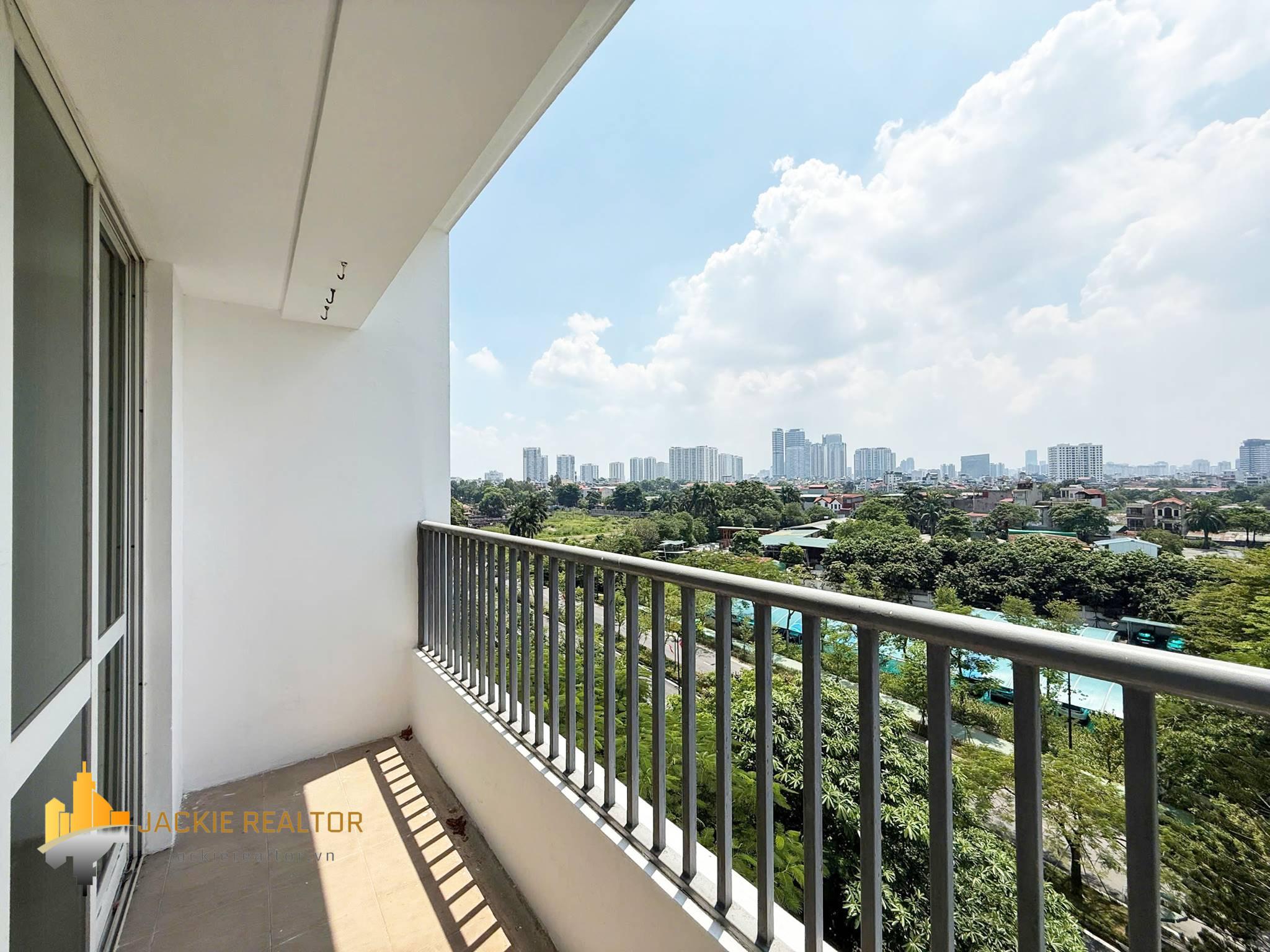 Capacious 3-bedroom 182-SQM apartment at P1 Ciputra for rent (18) Capacious 3-bedroom 182-SQM apartment at P1 Ciputra for rent (18)