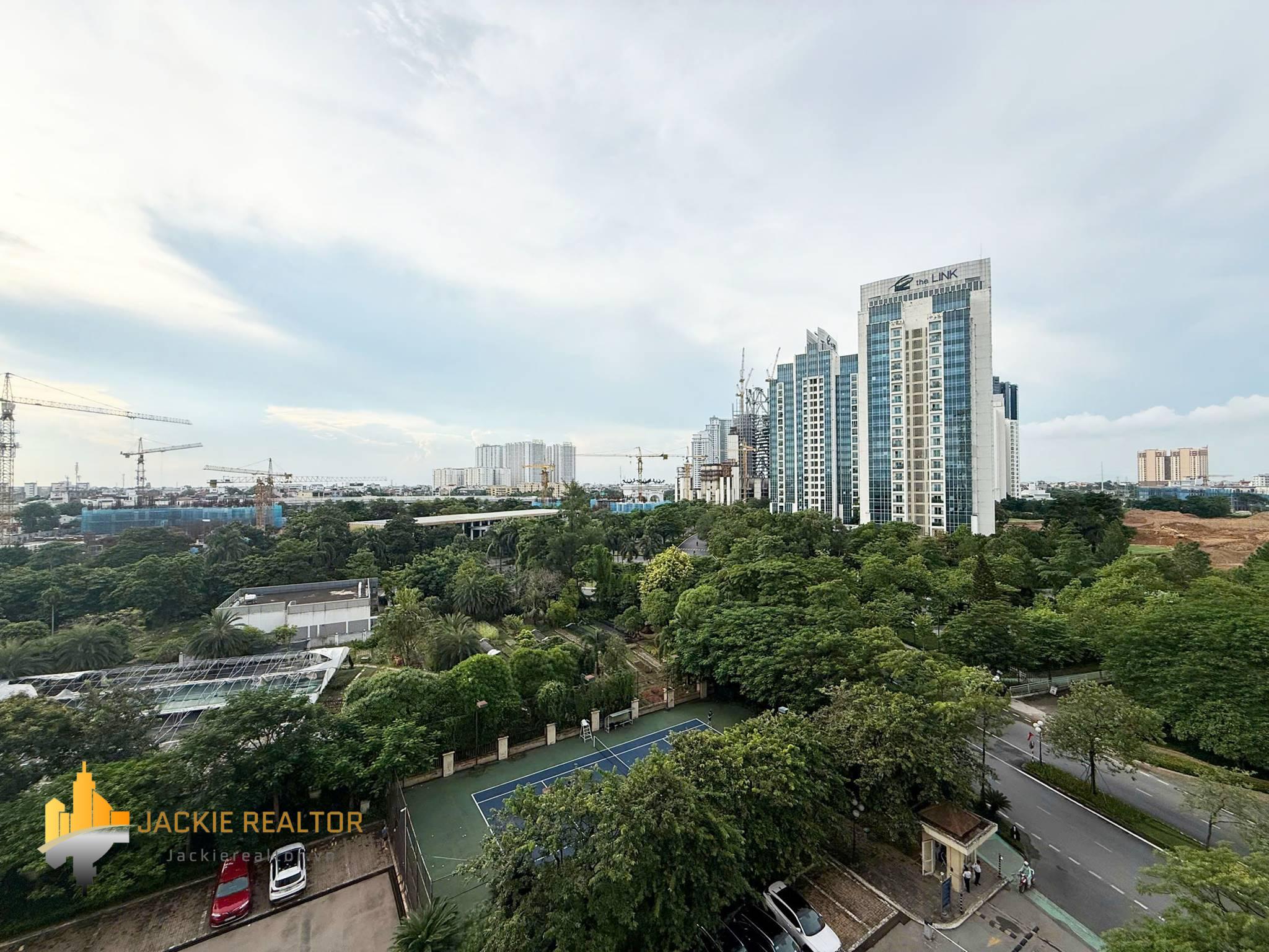 Cheap 3-bedroom 153-SQM apartment at E1 Ciputra for rent (25) Cheap 3-bedroom 153-SQM apartment at E1 Ciputra for rent (25)