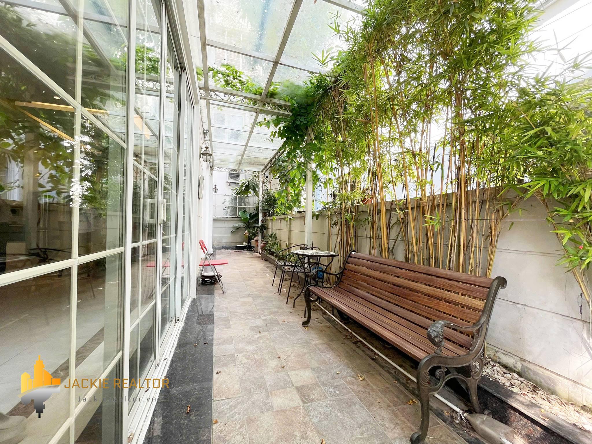 Cheap 4-bedroom villa at Anh Dao block, Vinhomes Riverside for rent (3) Cheap 4-bedroom villa at Anh Dao block, Vinhomes Riverside for rent (3)