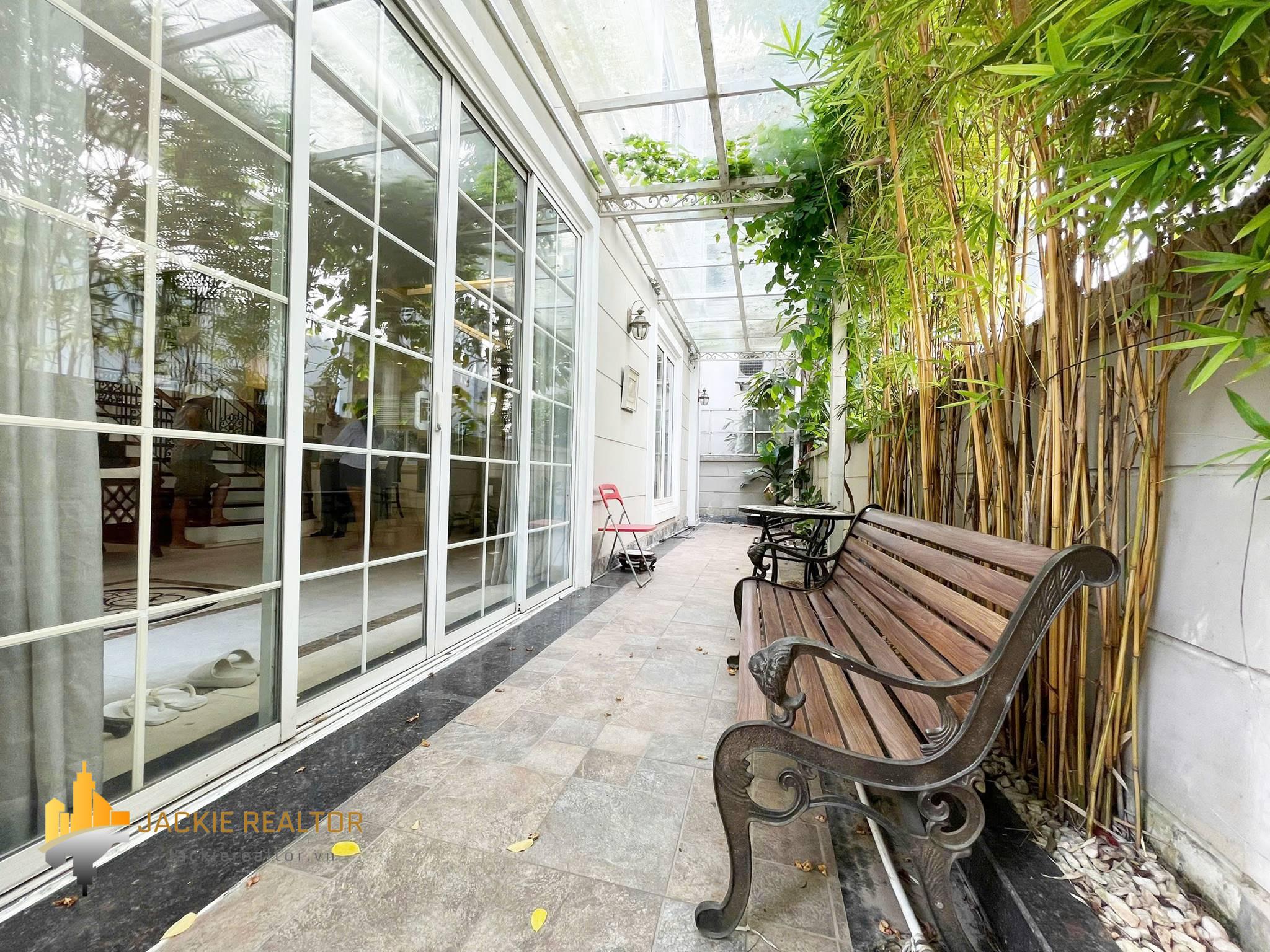 Cheap 4-bedroom villa at Anh Dao block, Vinhomes Riverside for rent (4) Cheap 4-bedroom villa at Anh Dao block, Vinhomes Riverside for rent (4)