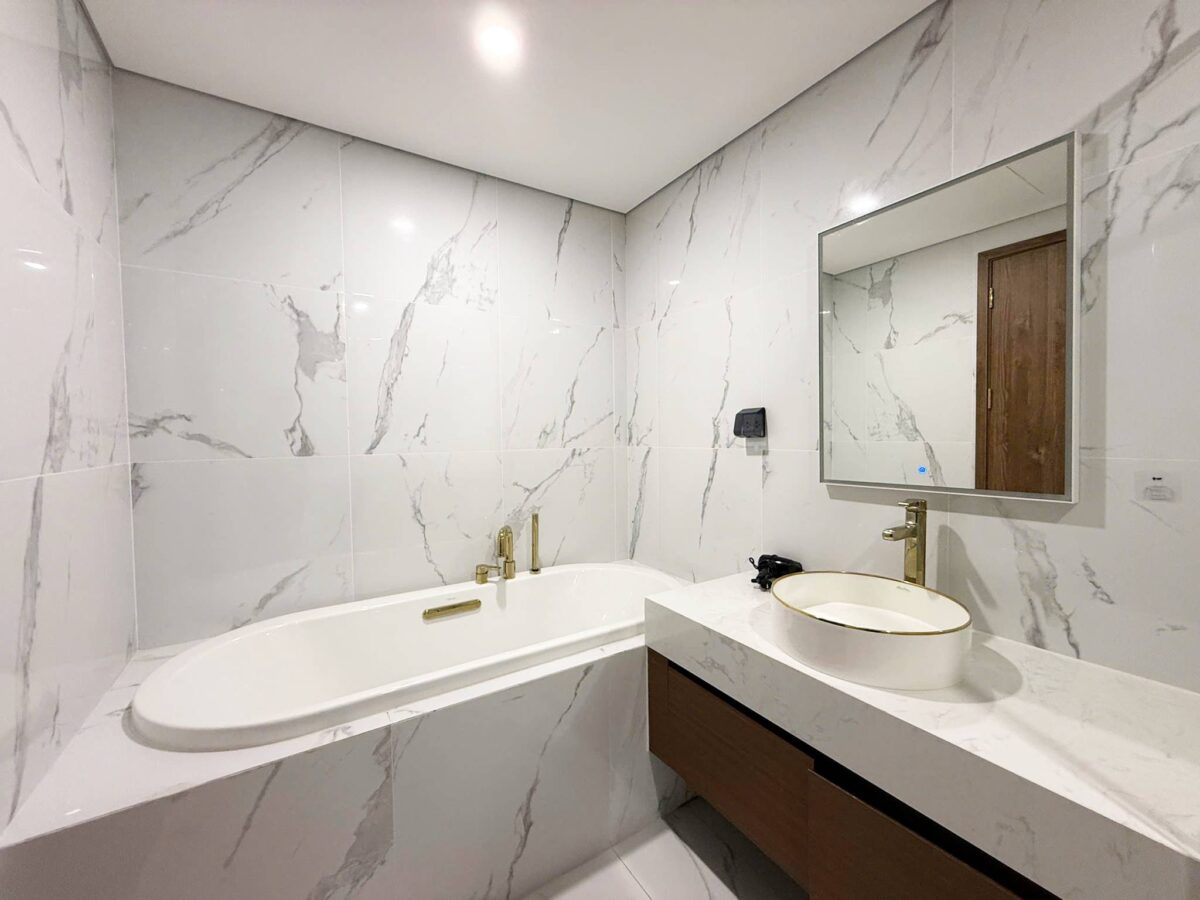 Enchanting 4-bedroom duplex Sunshine City for rent (15)