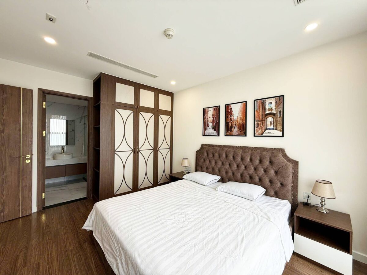 Enchanting 4-bedroom duplex Sunshine City for rent (26)