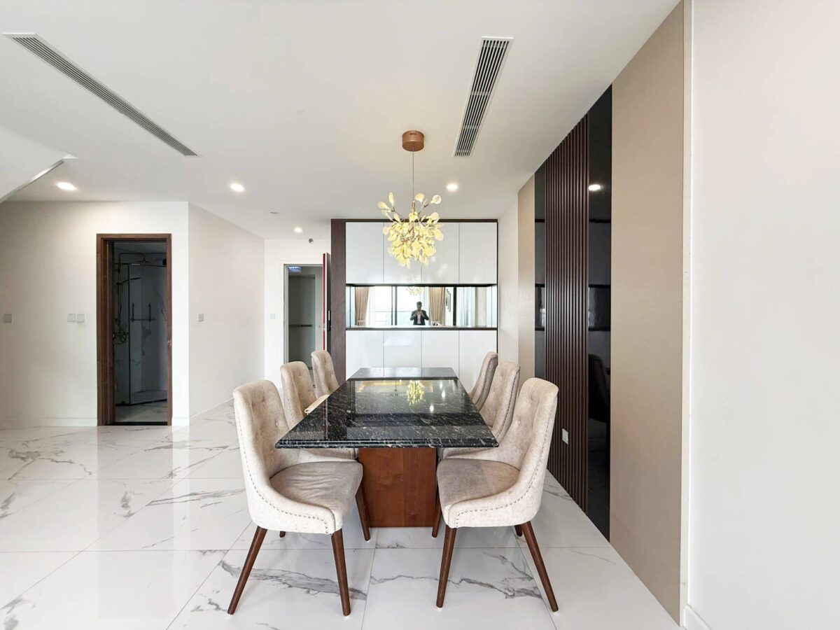 Enchanting 4-bedroom duplex Sunshine City for rent (6)