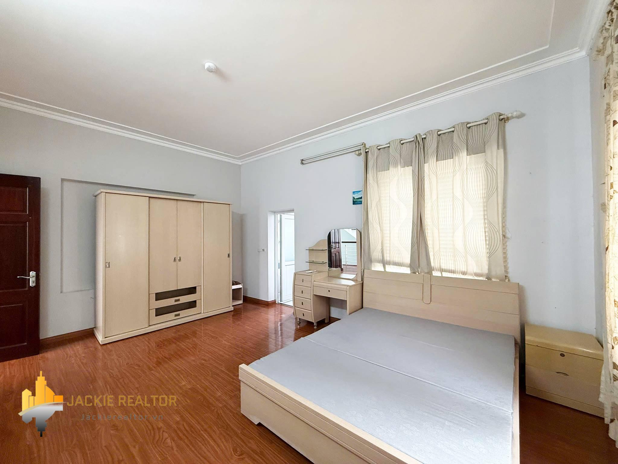 Multi-bedroom house for rent in Tu Lien, Au Co, Tay Ho, Hanoi (24) Multi-bedroom house for rent in Tu Lien, Au Co, Tay Ho, Hanoi (24)