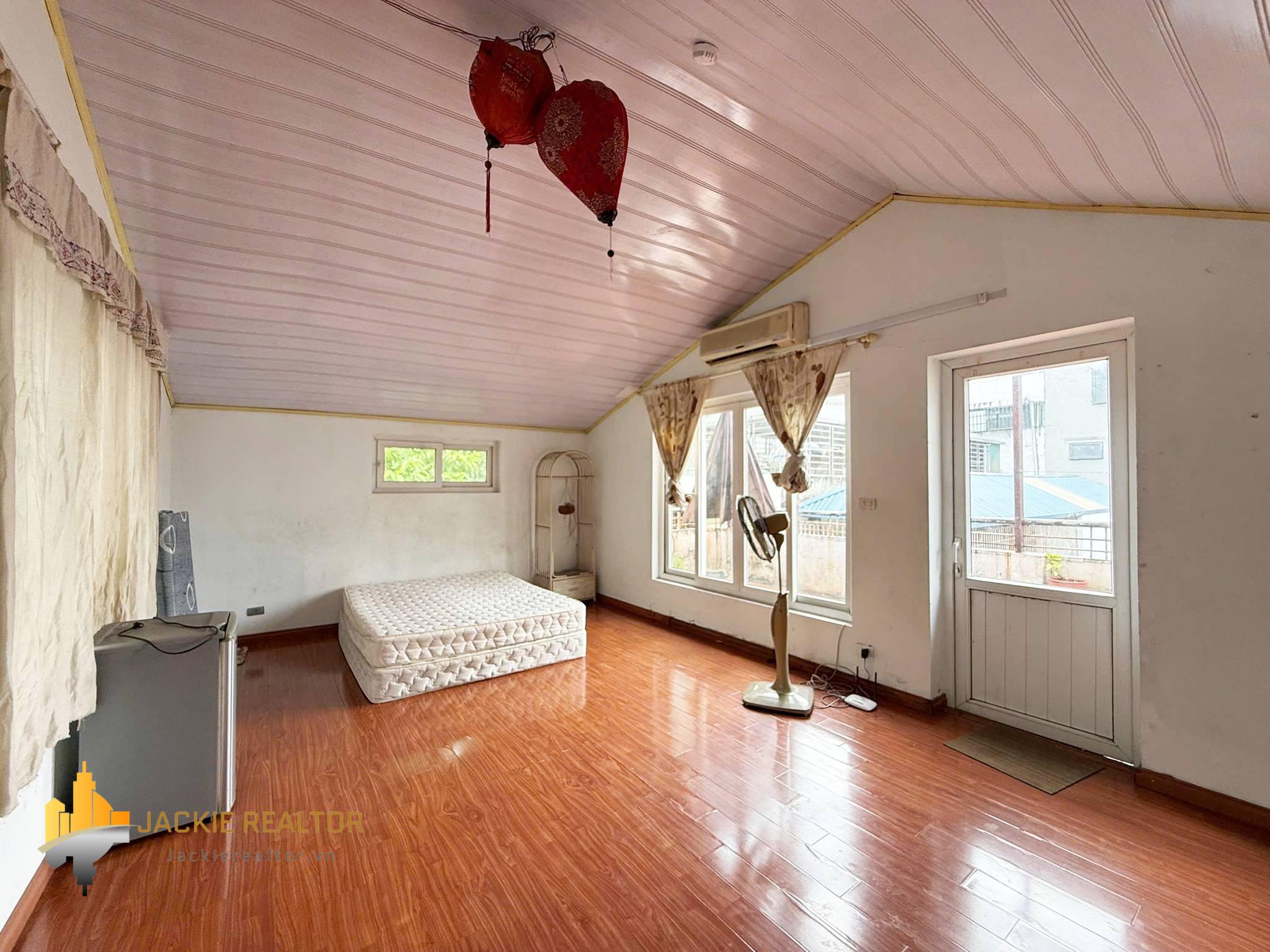 Multi-bedroom house for rent in Tu Lien, Au Co, Tay Ho, Hanoi (31) Multi-bedroom house for rent in Tu Lien, Au Co, Tay Ho, Hanoi (31)