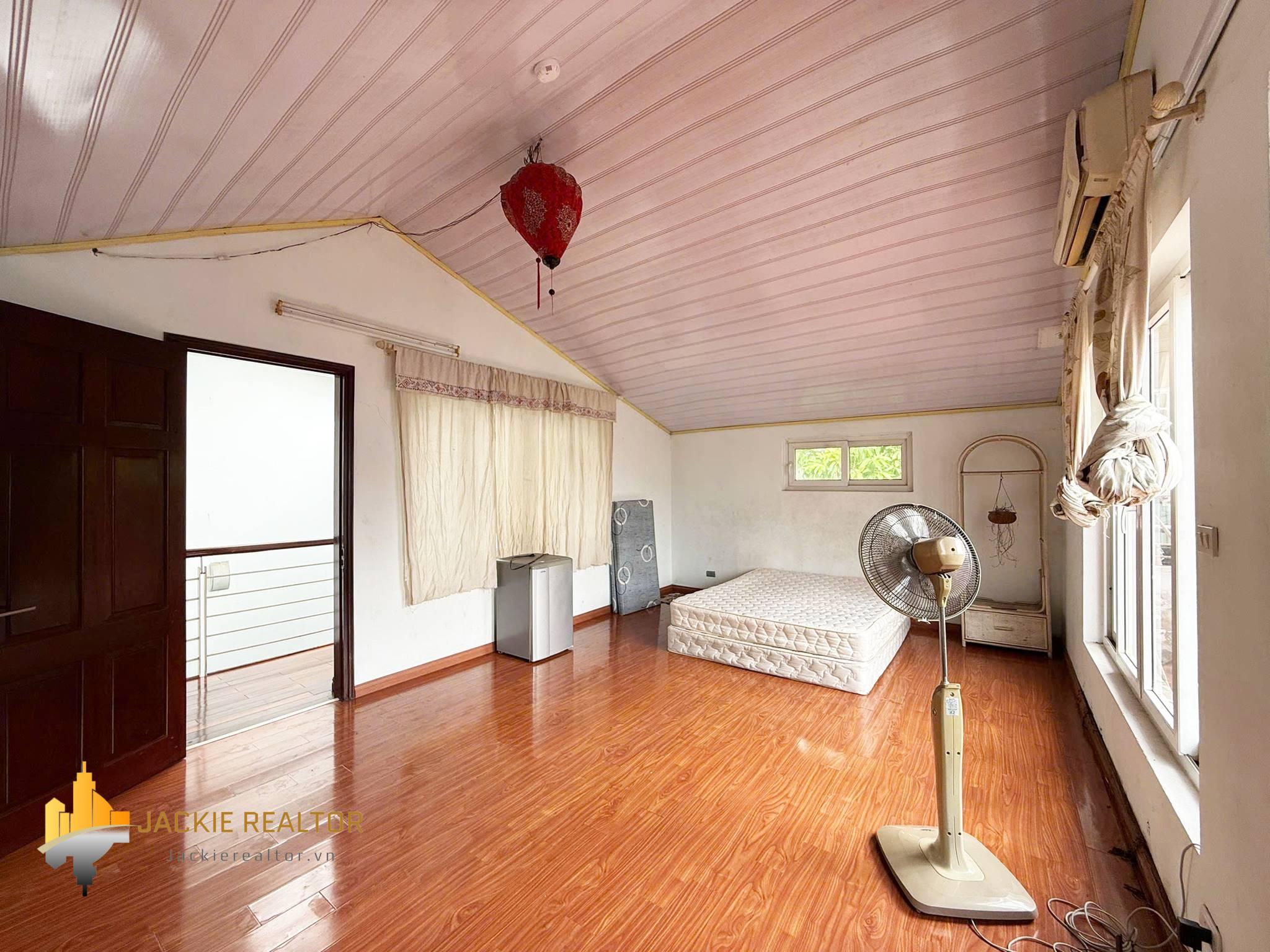 Multi-bedroom house for rent in Tu Lien, Au Co, Tay Ho, Hanoi (32) Multi-bedroom house for rent in Tu Lien, Au Co, Tay Ho, Hanoi (32)