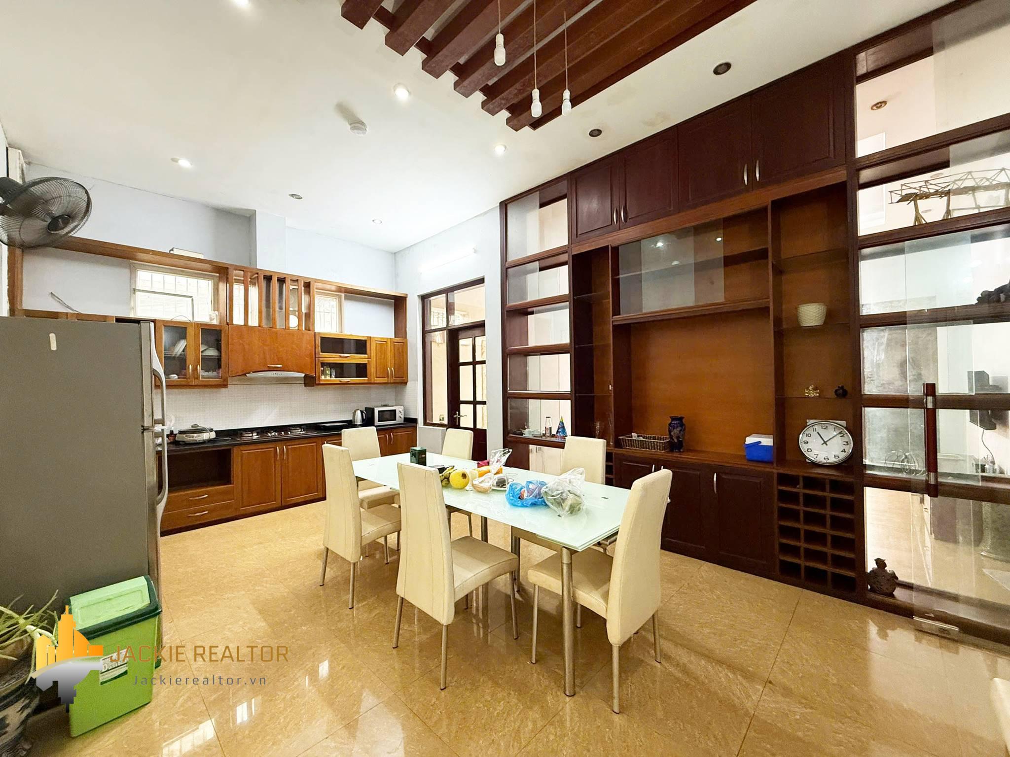 Multi-bedroom house for rent in Tu Lien, Au Co, Tay Ho, Hanoi (6) Multi-bedroom house for rent in Tu Lien, Au Co, Tay Ho, Hanoi (6)