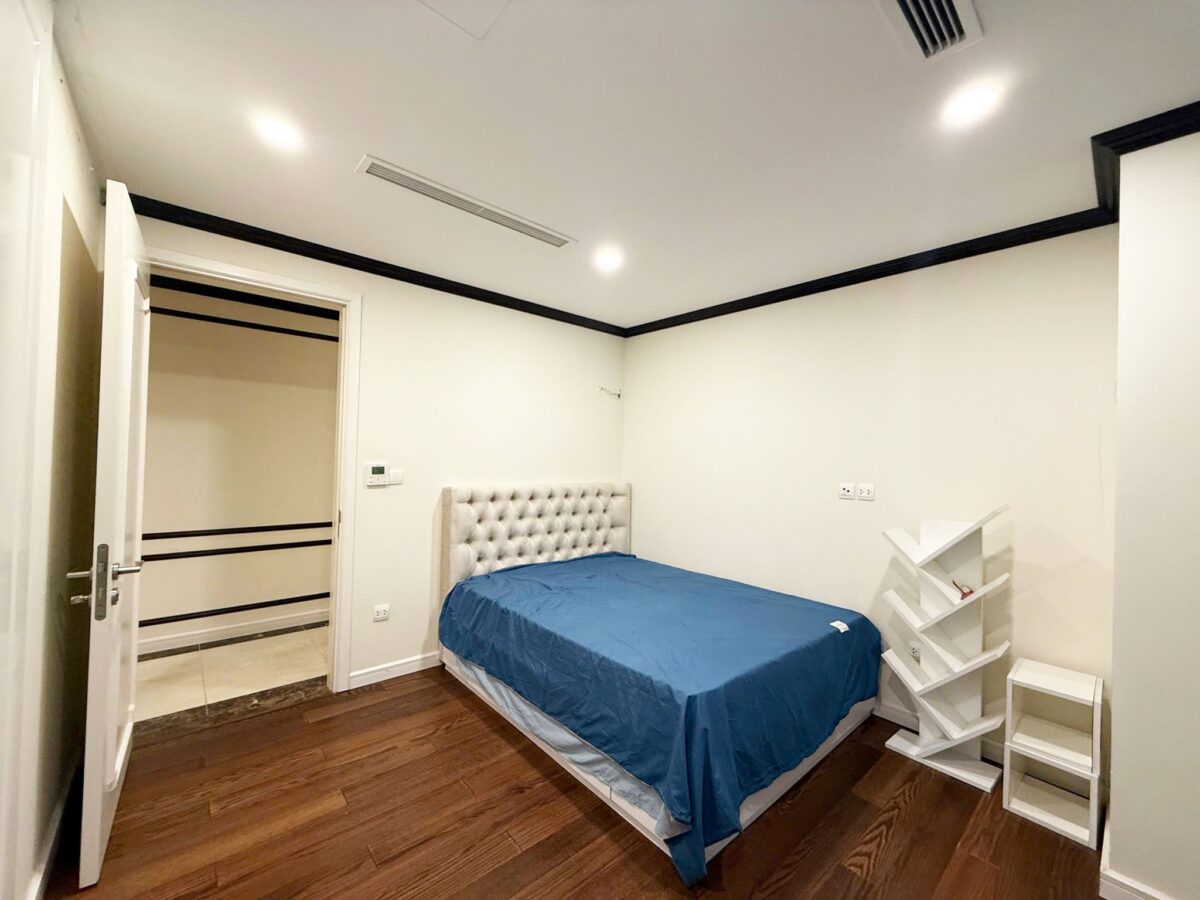 Aesthetic 3-bedroom apartment at D' Le Roi Soleil for rent (12)