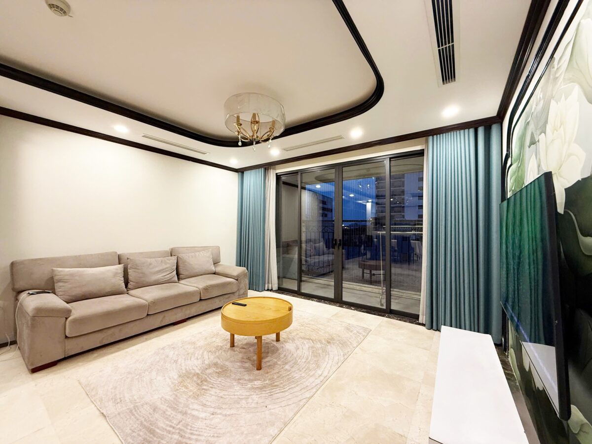 Aesthetic 3-bedroom apartment at D' Le Roi Soleil for rent (2)