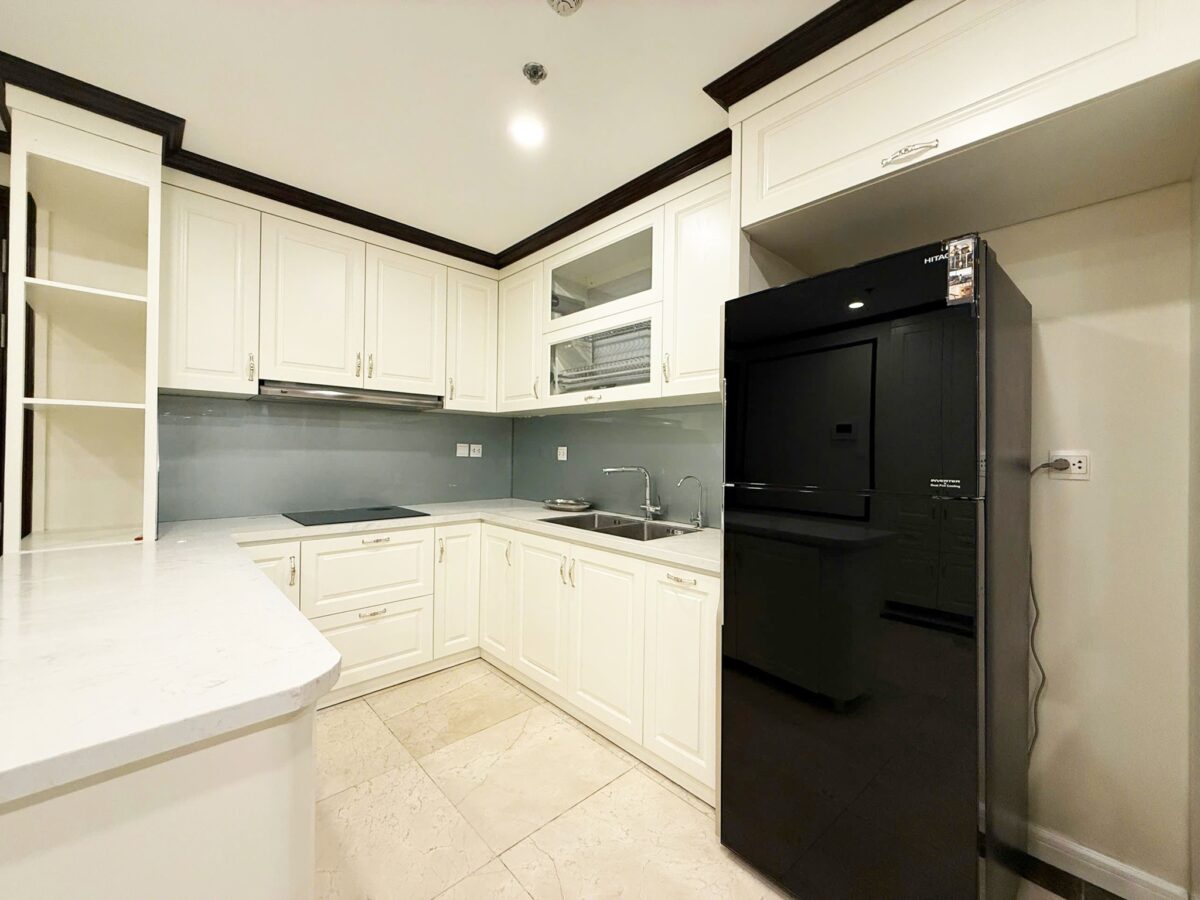 Aesthetic 3-bedroom apartment at D' Le Roi Soleil for rent (8)