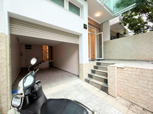 Basic furnished villa for rent at K2 Ciputra (1)
