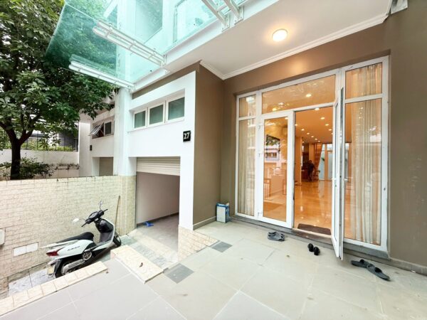 Basic furnished villa for rent at K2 Ciputra (2)