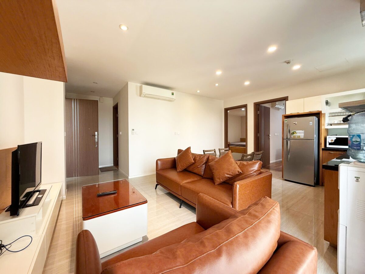 Incredible golf-view 2-bedroom apartment at L3 Ciputra for rent (1)