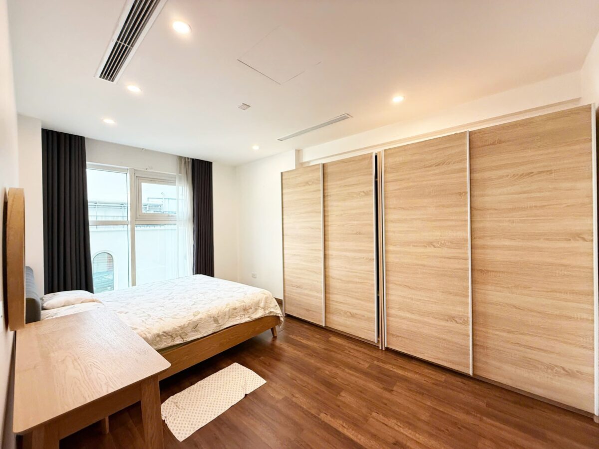 Stunning 3-bedroom apartment at L5 Ciputra (13)