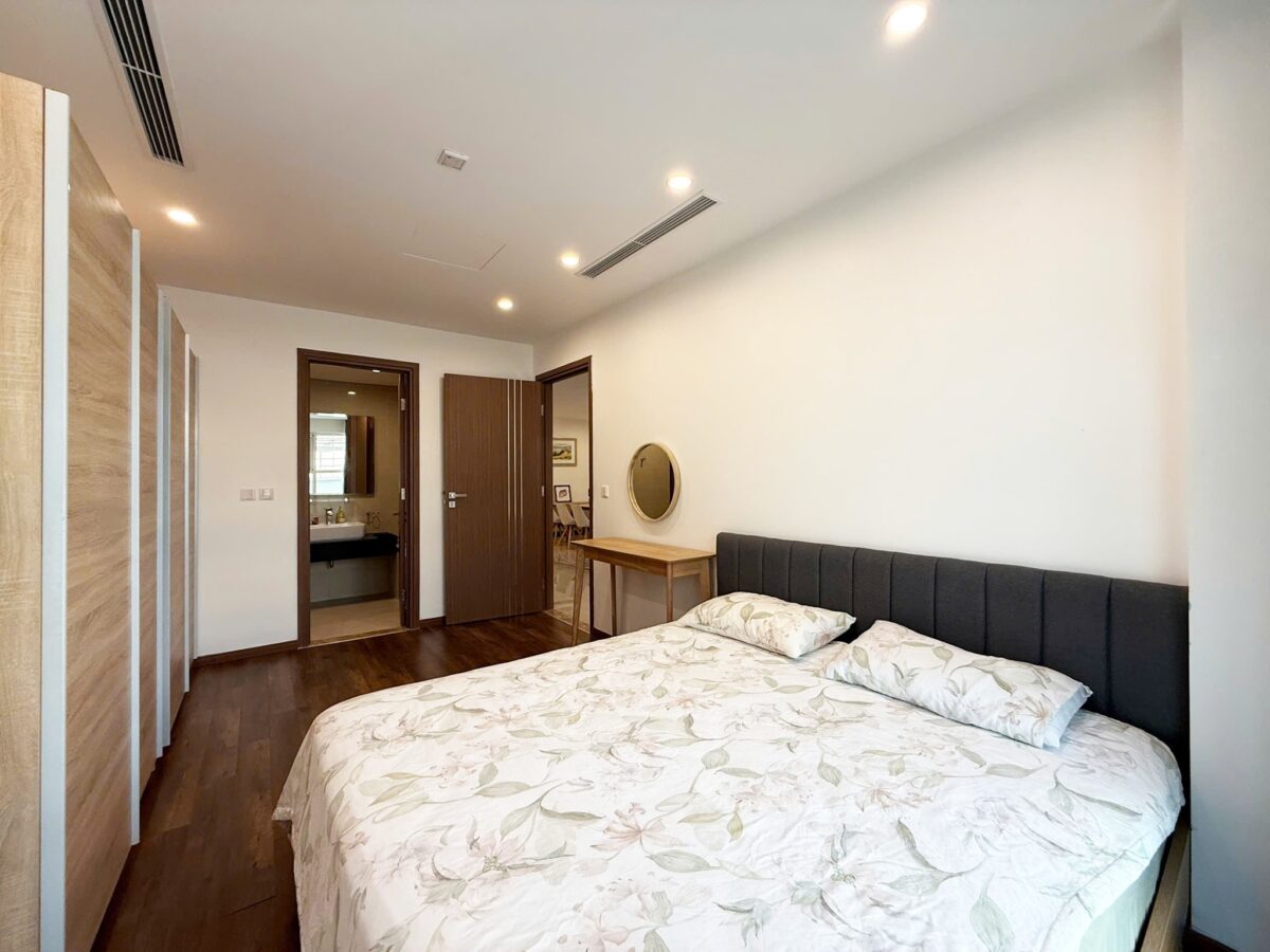 Stunning 3-bedroom apartment at L5 Ciputra (15)