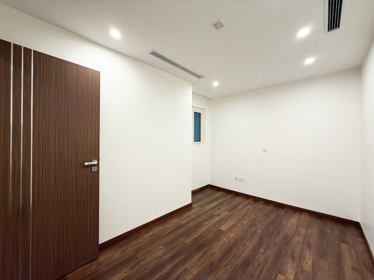Stunning 3-bedroom apartment at L5 Ciputra (19)